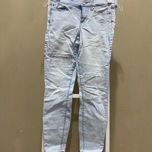 Liverpool Hannah Crop Light Wash Distressed Jeans Size 0 25 Raw Hem